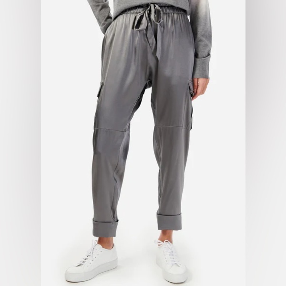 NWT Cami NYC Carmen Silk Cargo Pant in Mockingbird Size Medium‎